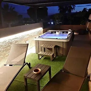 Villa Tea Con Piscina A Pochi Passi Dal Mare, Fontane Bianche